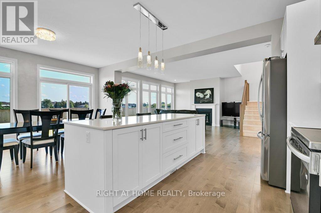 844 Snowdrop Crescent, Ottawa, Ontario  K1T 0X7 - Photo 10 - X12051947