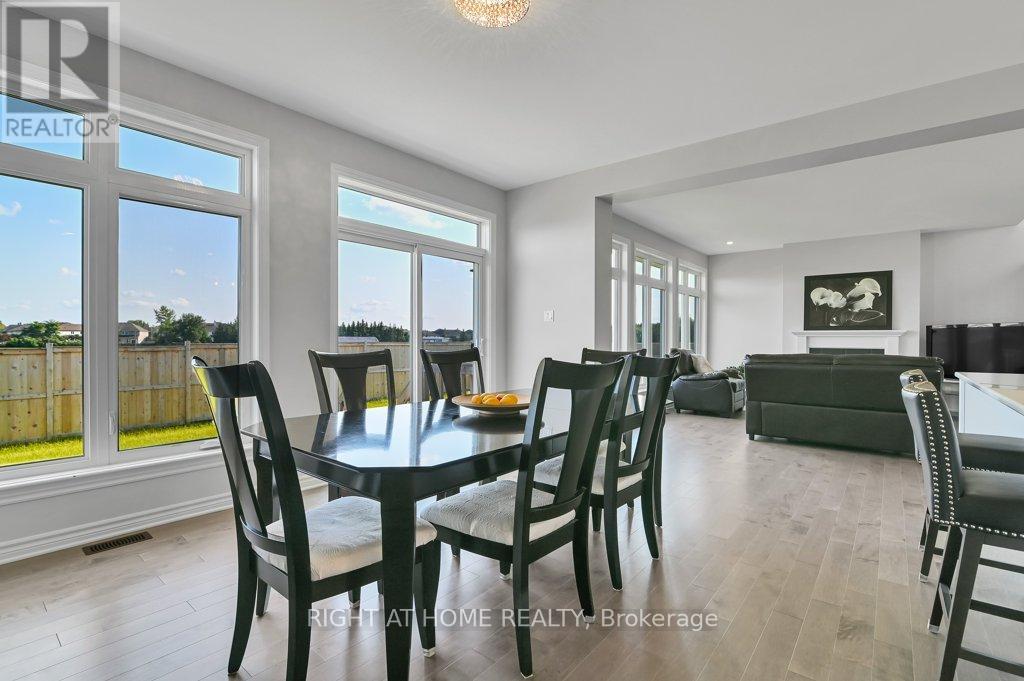 844 Snowdrop Crescent, Ottawa, Ontario  K1T 0X7 - Photo 12 - X12051947
