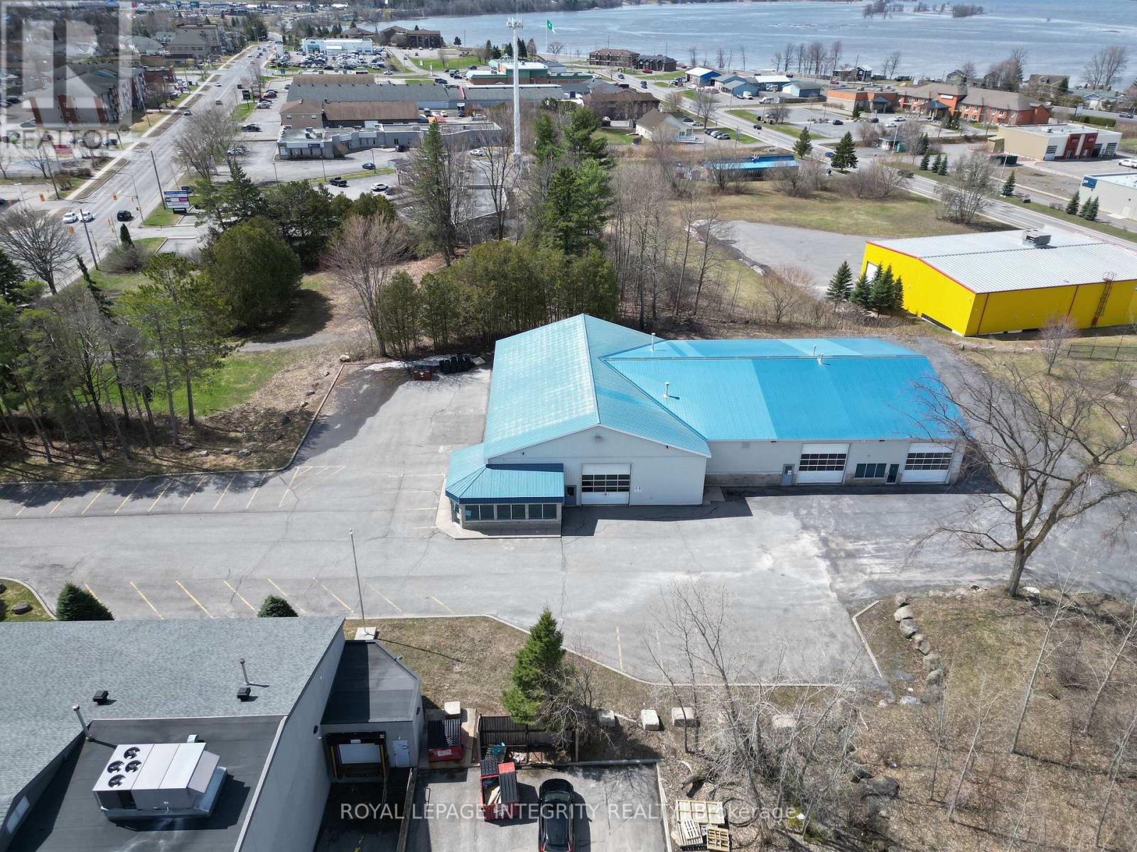 2724 Laurier Street, Clarence-Rockland, Ontario  K4K 1A2 - Photo 1 - X12070753