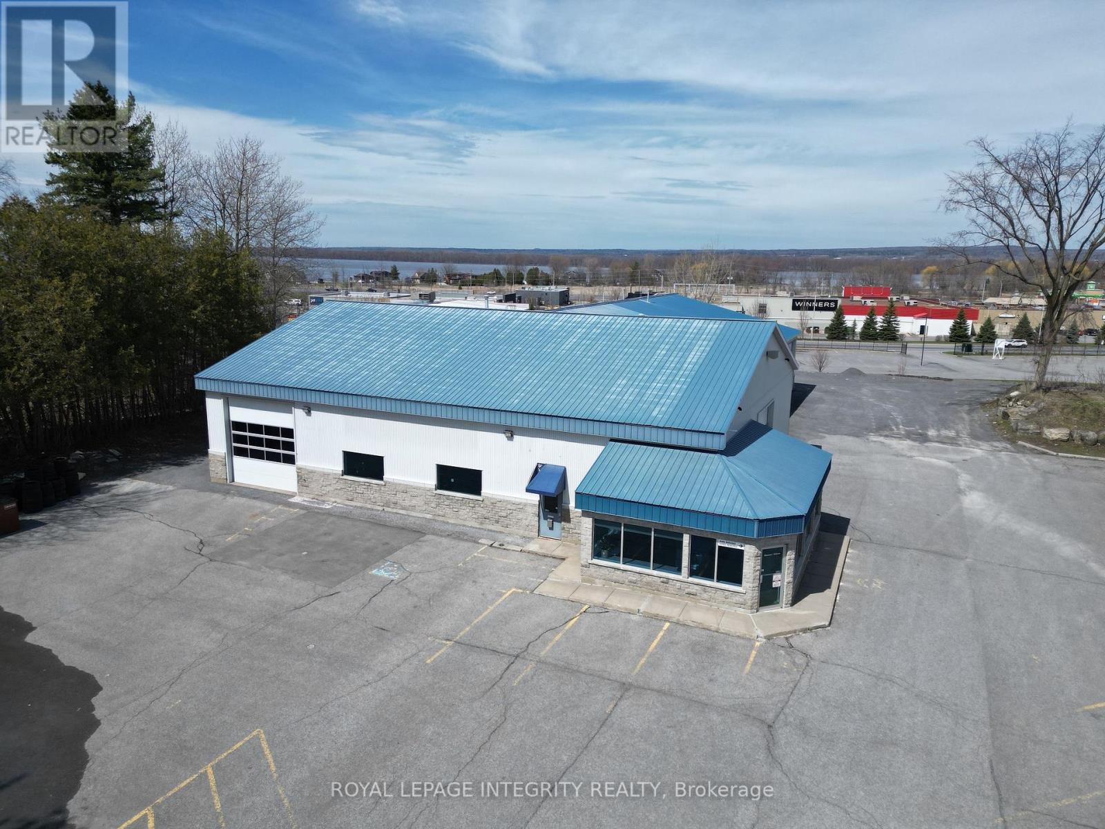 2724 Laurier Street, Clarence-Rockland, Ontario  K4K 1A2 - Photo 13 - X12070753