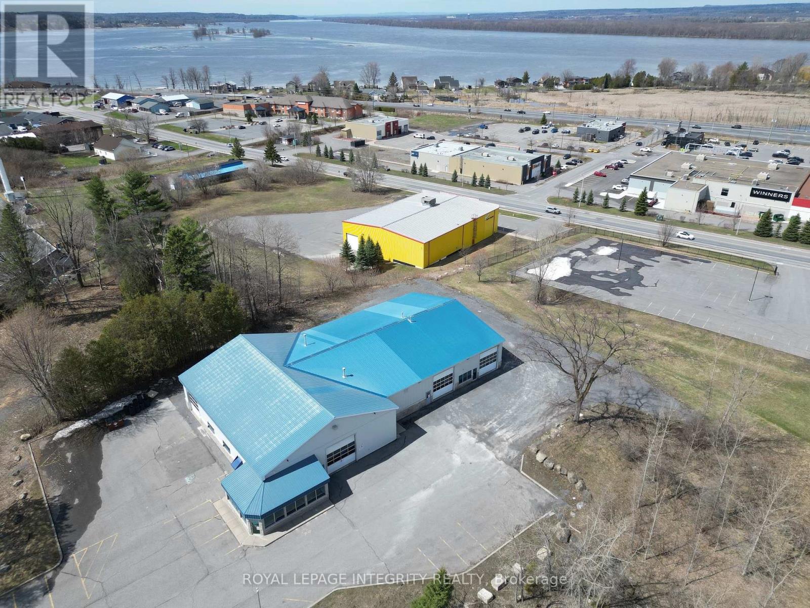 2724 Laurier Street, Clarence-Rockland, Ontario  K4K 1A2 - Photo 15 - X12070753