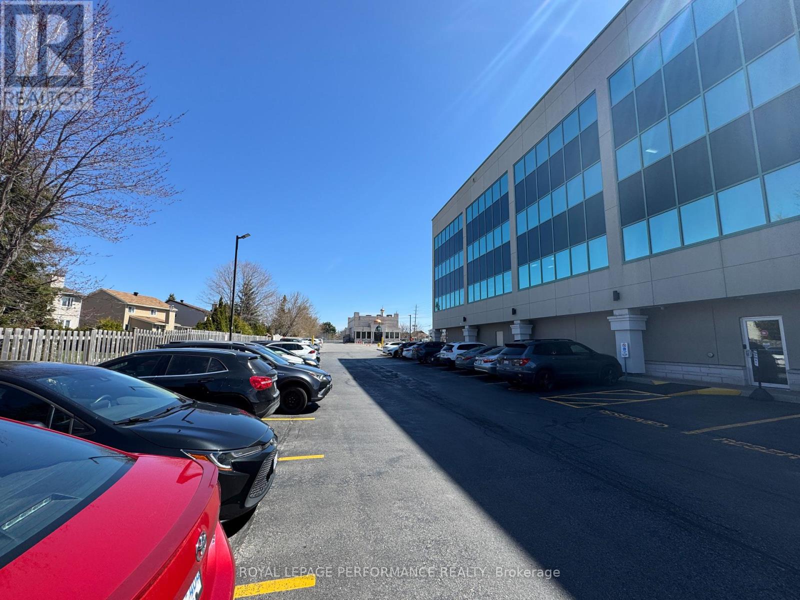 402e - 4473 Innes Road, Ottawa, Ontario  K4A 1A7 - Photo 4 - X12113320