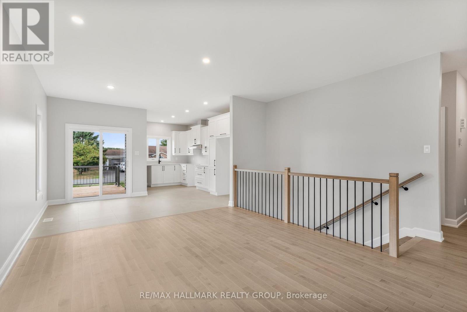 310 Zakari Street, Casselman, Ontario  K0A 1M0 - Photo 8 - X12176409