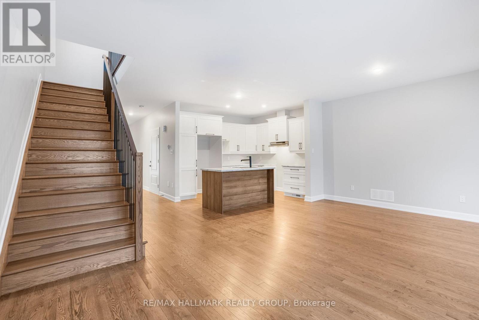 319 Zakari Street, Casselman, Ontario  K0A 1M0 - Photo 18 - X12222084