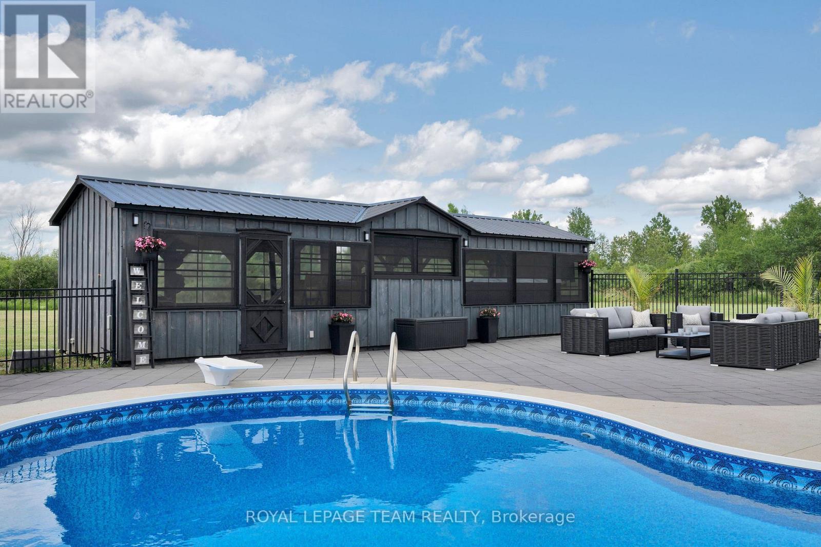 883 Craig Road, North Grenville, Ontario  K0G 1S0 - Photo 8 - X12237920