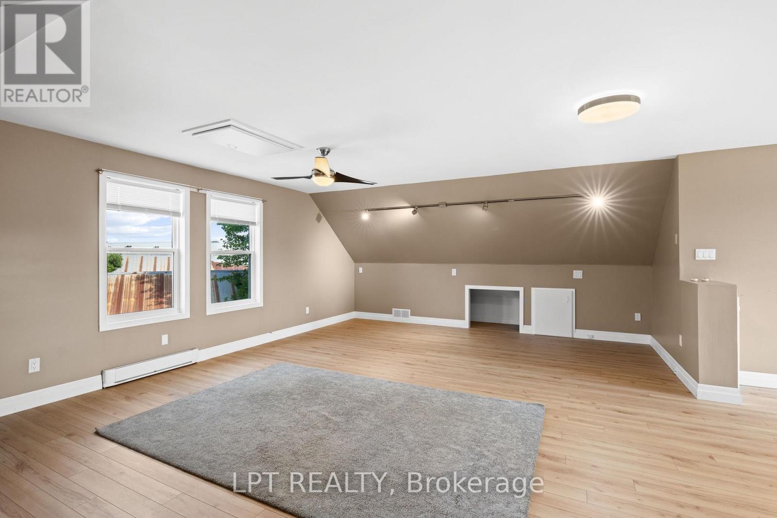 7928 Jock Trail, Ottawa, Ontario  K0A 2Z0 - Photo 31 - X12269277