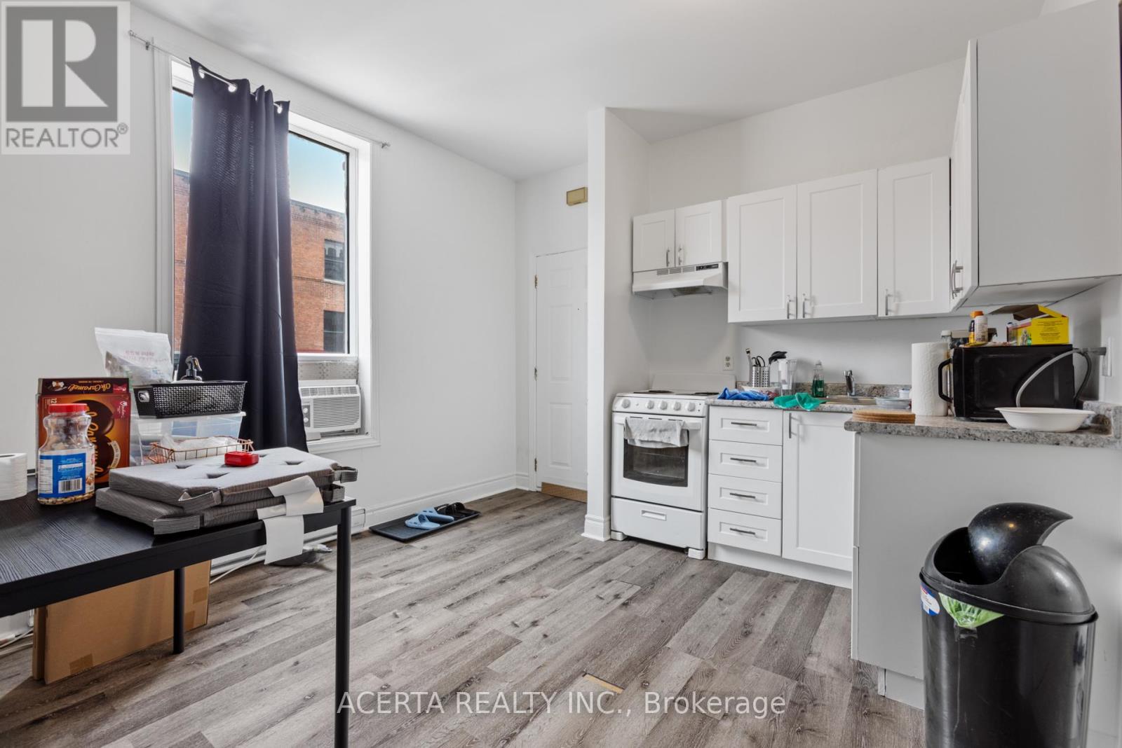 399 Bank Street, Ottawa, Ontario  K2P 1Y3 - Photo 15 - X12282107