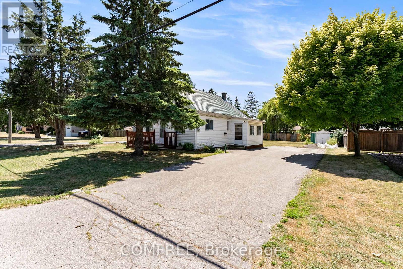 110 Gilbert Street, Belleville, Ontario  K8P 3H2 - Photo 1 - X12307423