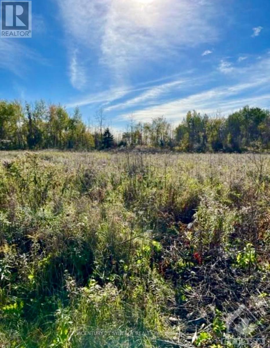 26 Honey Bee Grove, Ottawa, Ontario  K0A 2Z0 - Photo 1 - X12309093