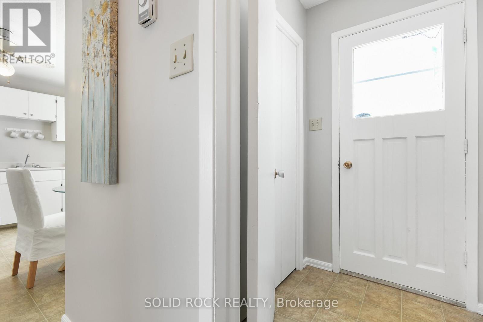 54 William Street W, Arnprior, Ontario  K7S 1J9 - Photo 11 - X12342791