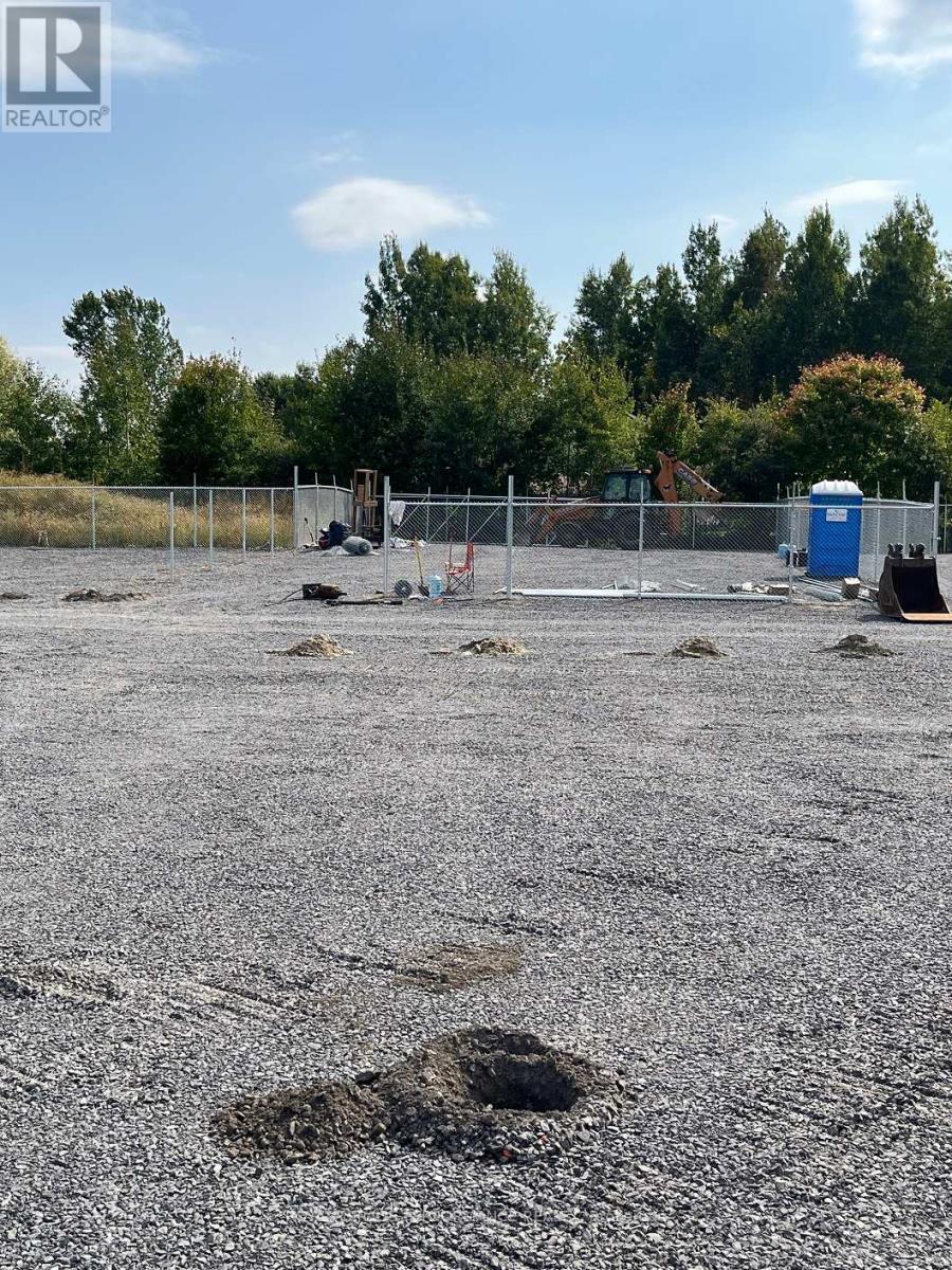 820 Summit Private, Clarence-Rockland, Ontario  K4K 1K7 - Photo 16 - X12383983