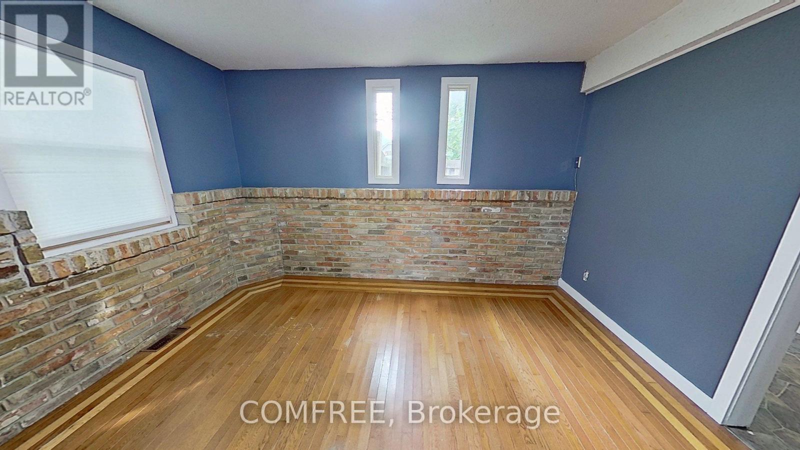 155 North Street, Southwest Middlesex, Ontario  N0L 1M0 - Photo 11 - X12403938