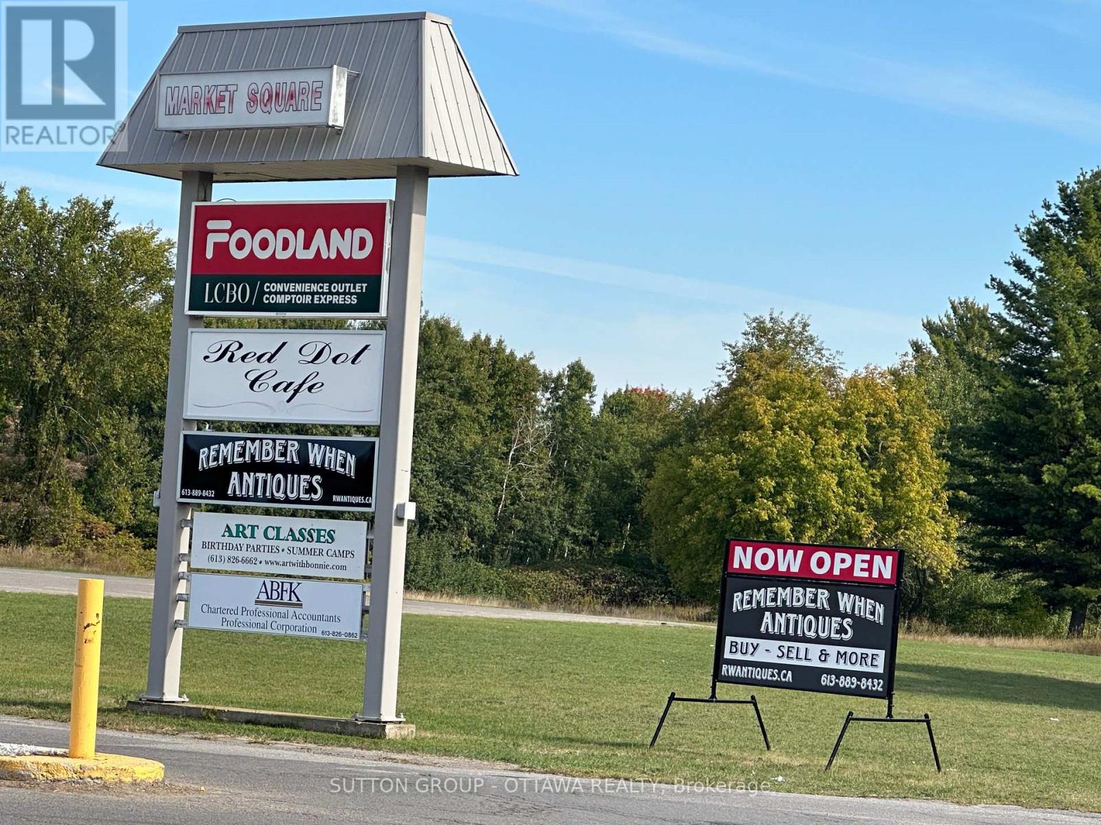 6216 Springhill Road, Ottawa, Ontario  K0A 2W0 - Photo 15 - X12417226