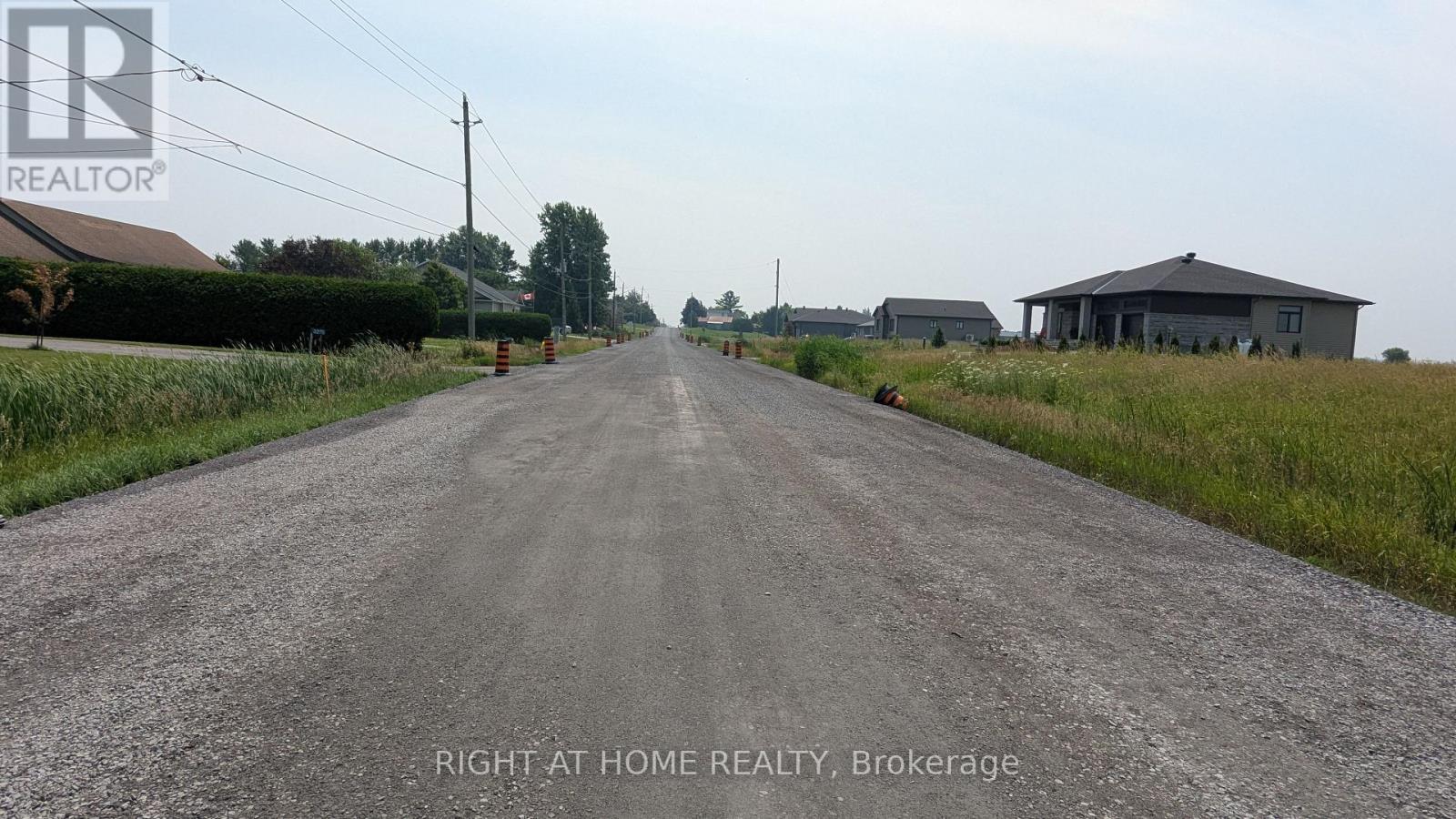 3266 Sarsfield Road N, Ottawa, Ontario  K0A 3E0 - Photo 3 - X12450767