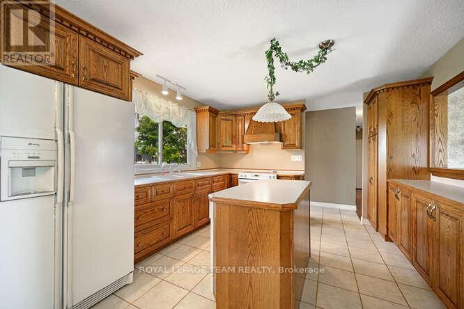 2214 County 2 Road, Edwardsburgh/cardinal, Ontario  K0E 1T1 - Photo 22 - X12455890