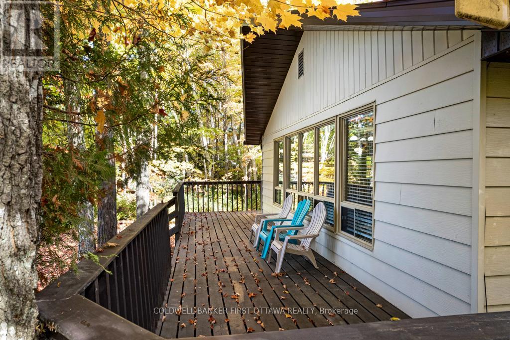 2234a Grindstone Lake Road, Frontenac, Ontario  K0H 2M0 - Photo 28 - X12464875