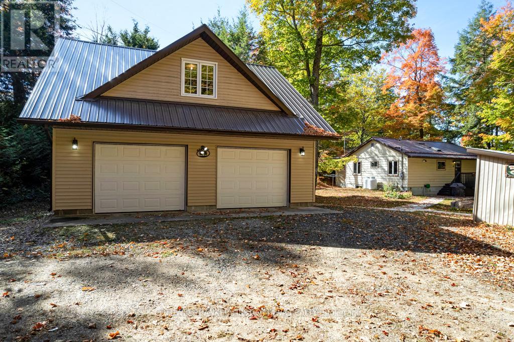 2234a Grindstone Lake Road, Frontenac, Ontario  K0H 2M0 - Photo 30 - X12464875