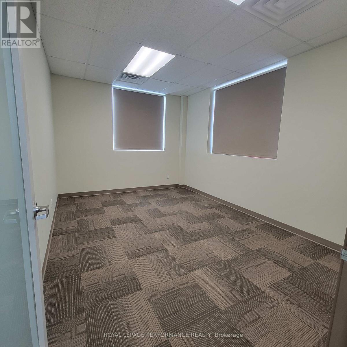 200 - 4471 Innes Road, Ottawa, Ontario  K4A 1A7 - Photo 11 - X12466206