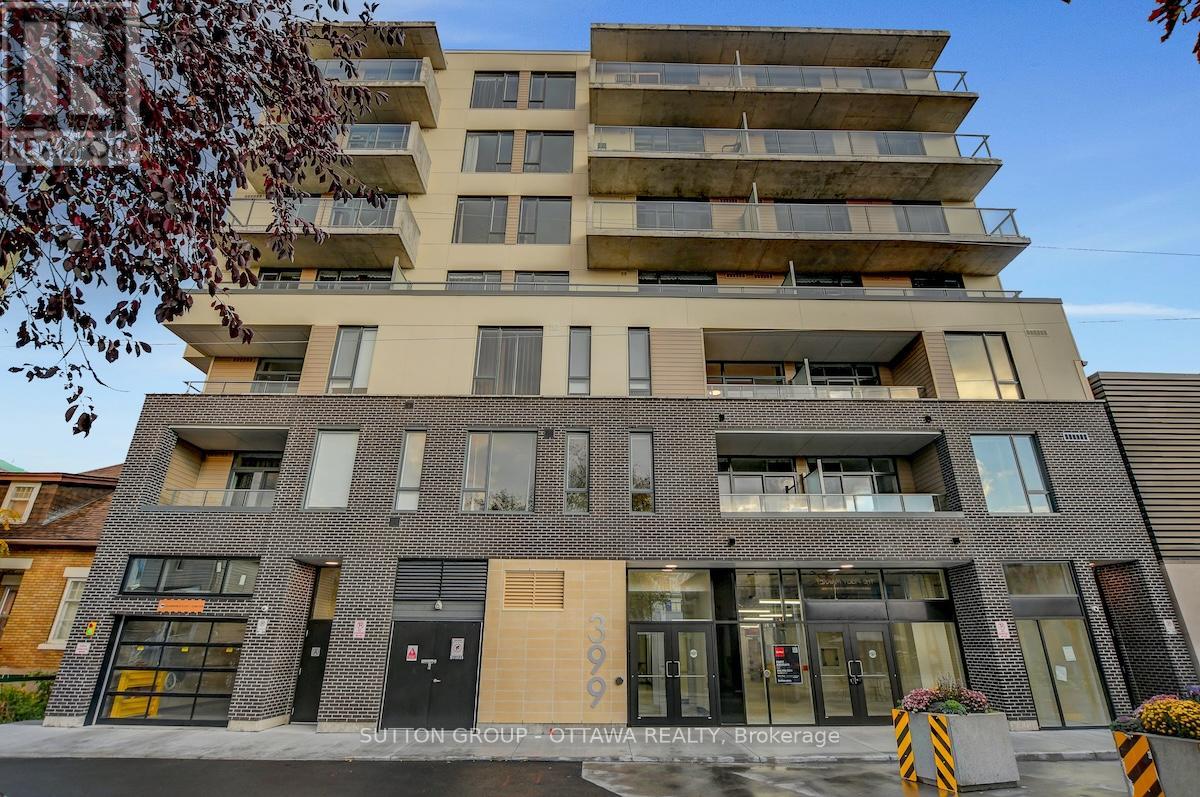399 Winston Avenue, Ottawa, Ontario  K2A 1Y8 - Photo 1 - X12480803