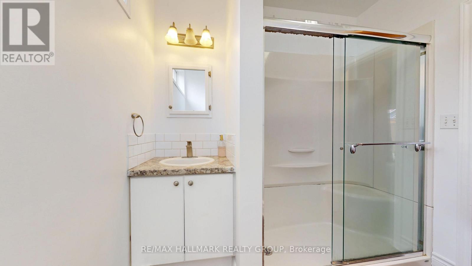 500 King Street W, Brockville, Ontario  K6V 3T2 - Photo 29 - X12483019