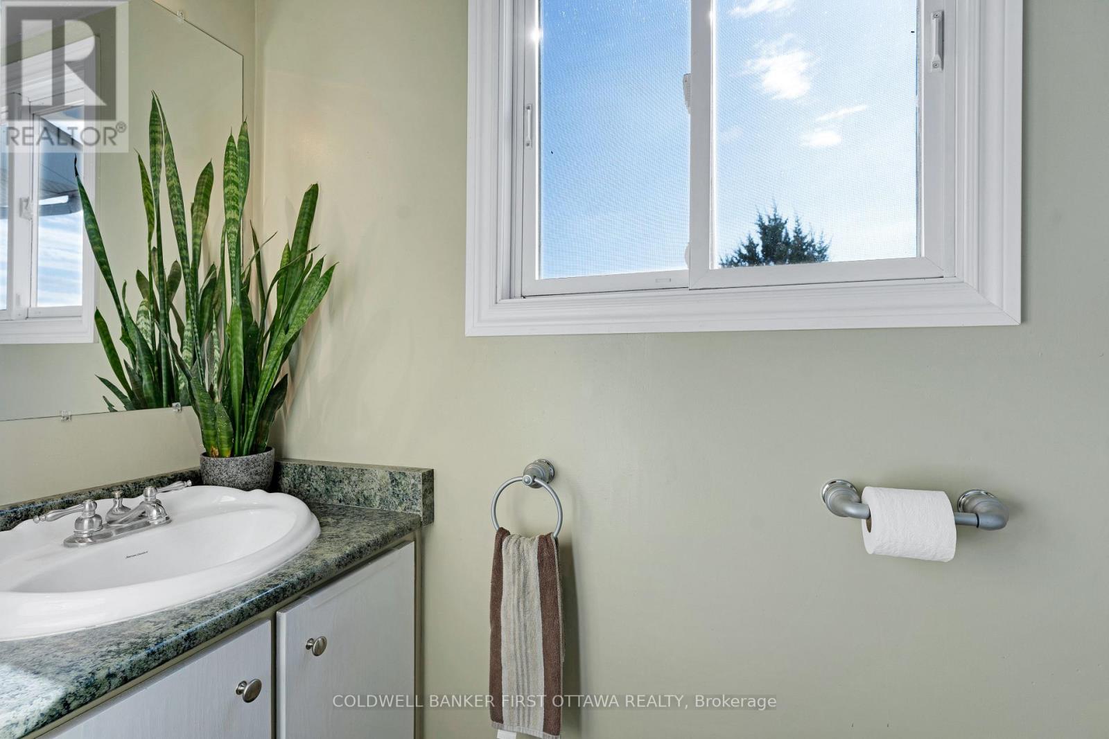 1053 Mitchell Road, Lanark Highlands, Ontario  K0G 1K0 - Photo 16 - X12487084