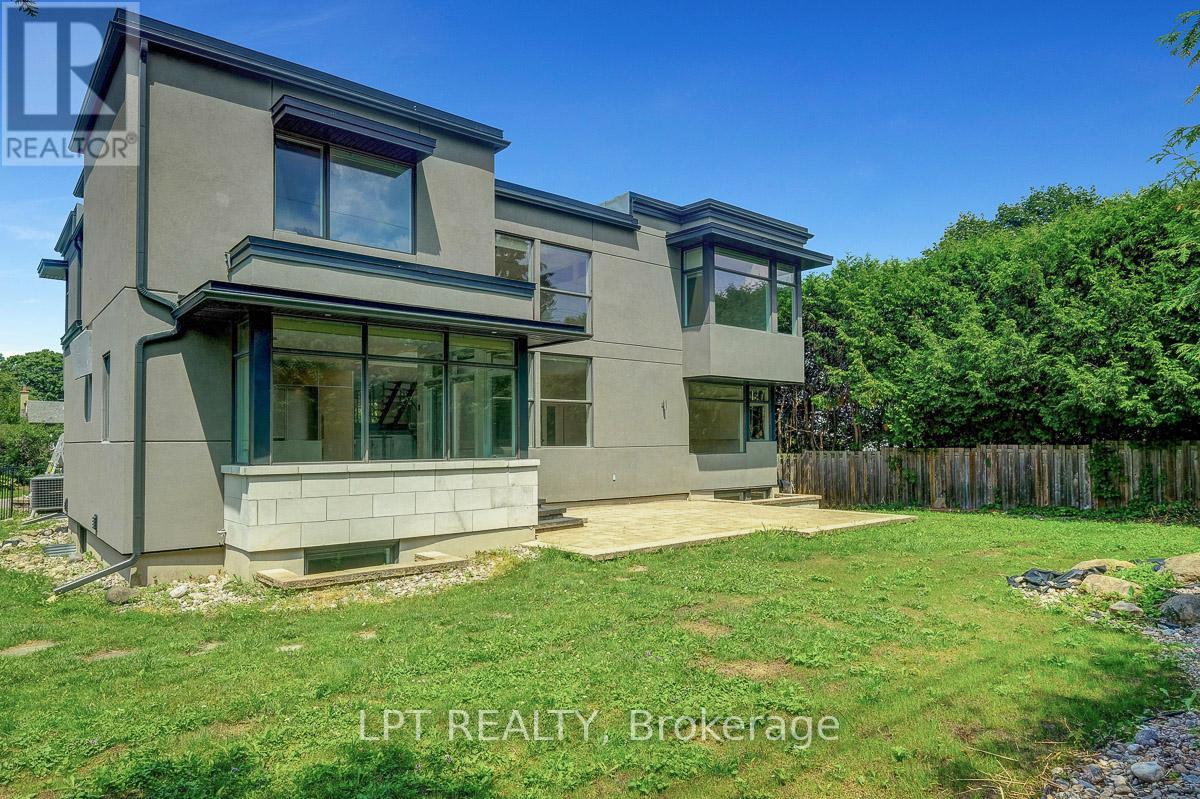 298 Crestview Road, Ottawa, Ontario  K1H 5G6 - Photo 48 - X12490874
