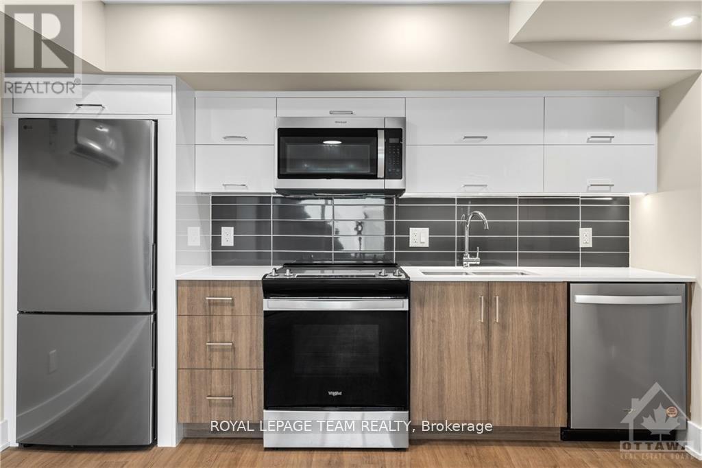 1 - 366 Winona Avenue, Ottawa, Ontario  K1Z 5H7 - Photo 7 - X12495588