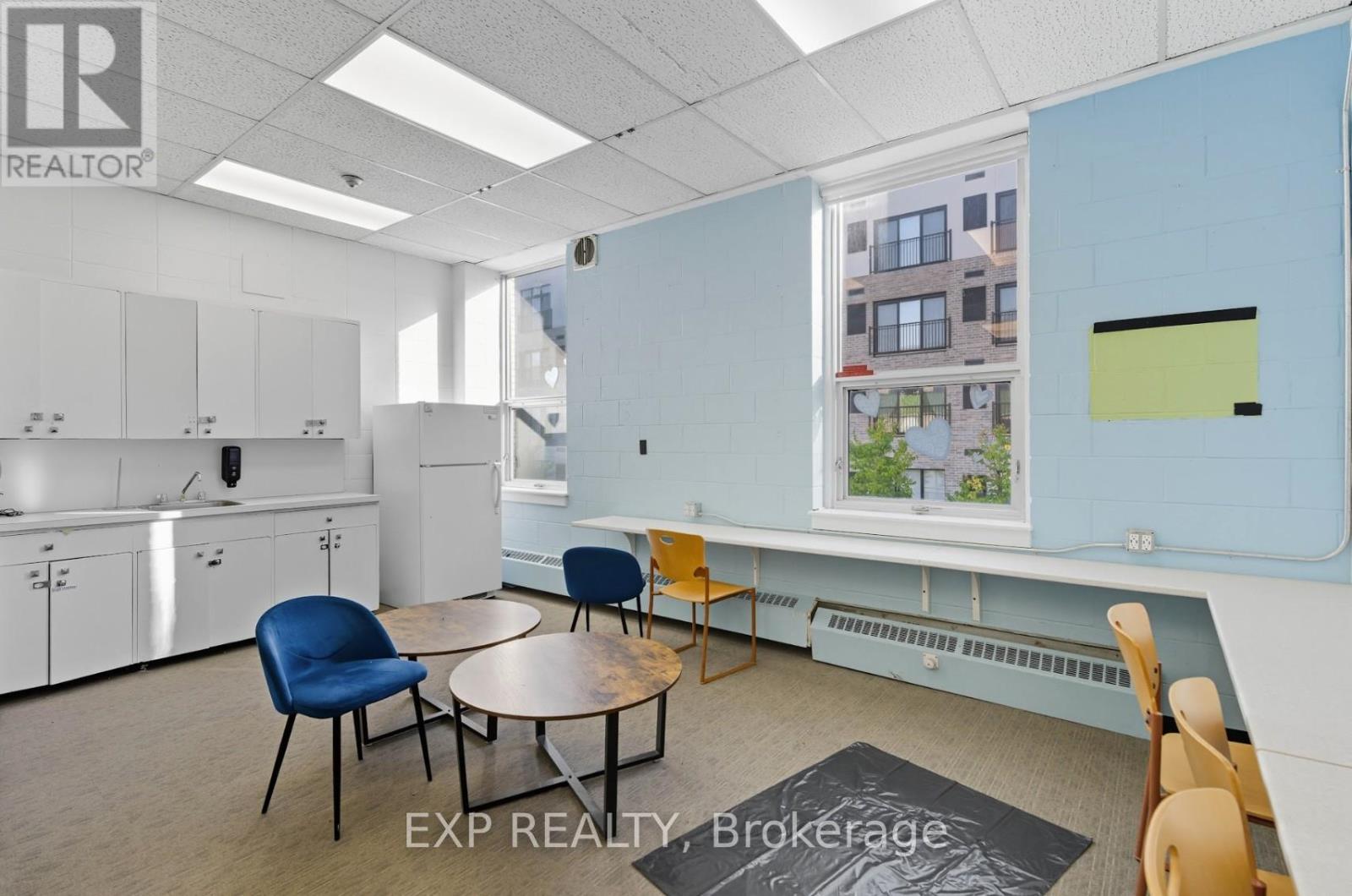 2nd & 3rd Floor - 641 Sladen Avenue, Ottawa, Ontario  K1K 0X4 - Photo 24 - X12496692