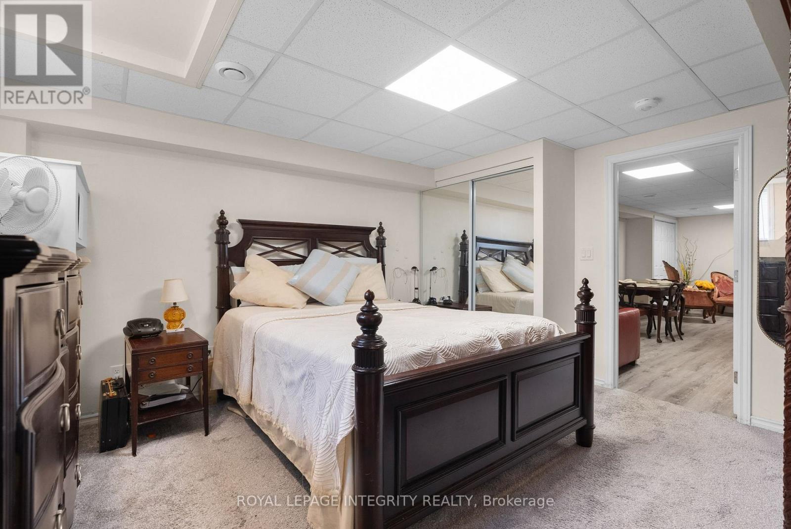 22 Marchbrook Circle, Ottawa, Ontario  K2W 1A1 - Photo 39 - X12516288