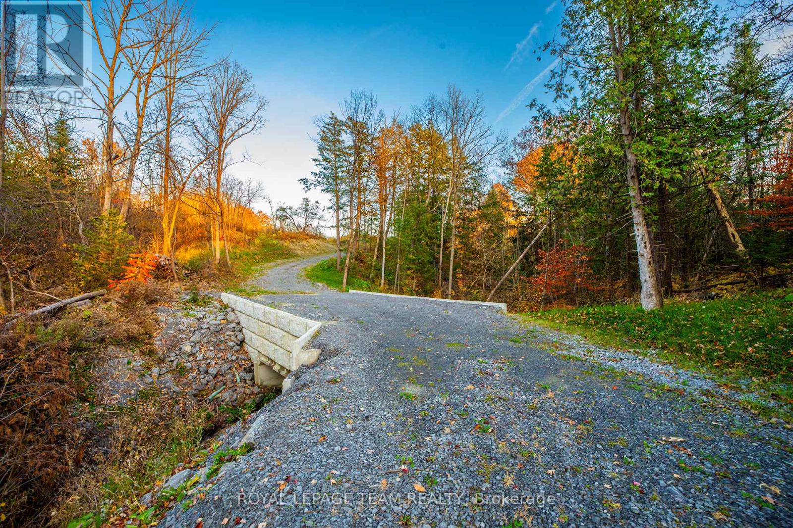 1201 Dunning Road, Ottawa, Ontario  K4C 1P6 - Photo 2 - X12519776