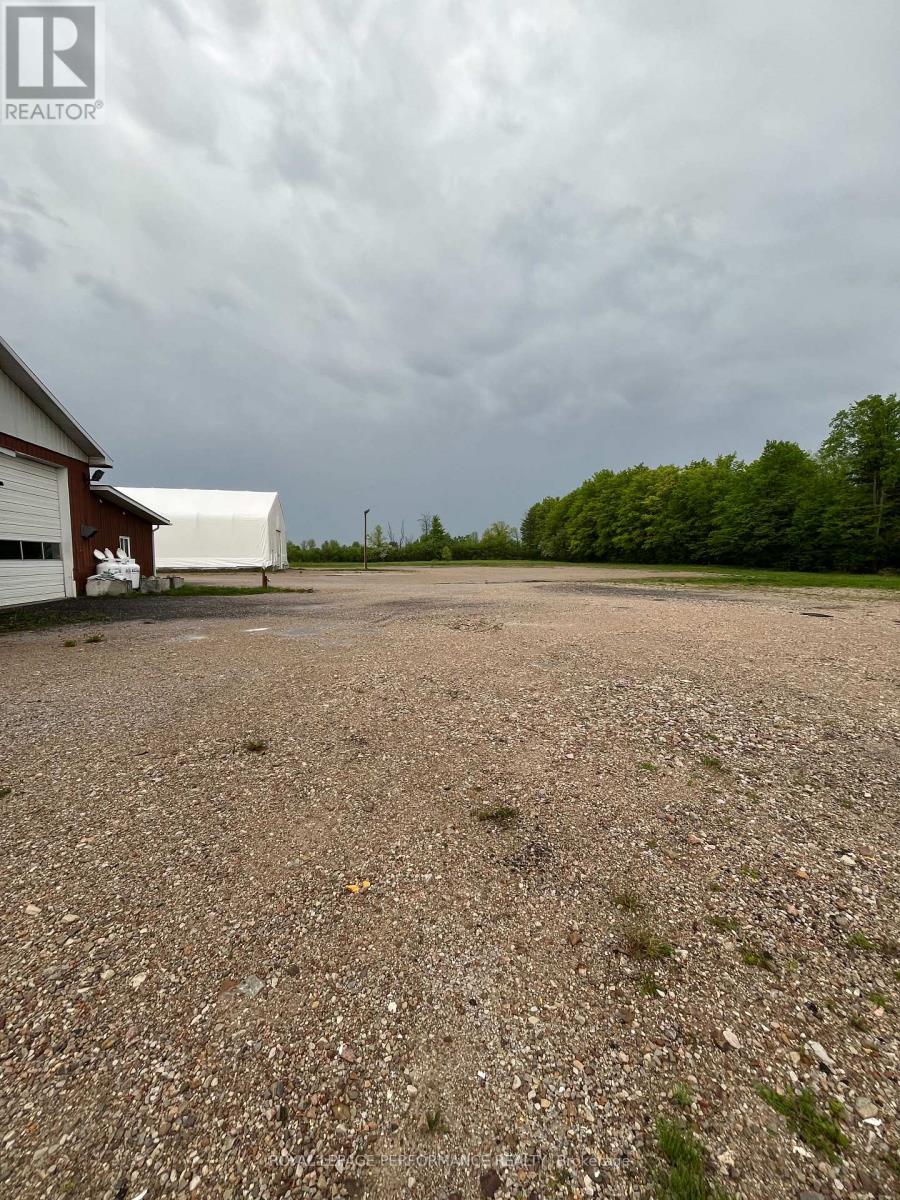 15747y Highway 7 Highway, Drummond/north Elmsley, Ontario  K7H 3C8 - Photo 5 - X12520618