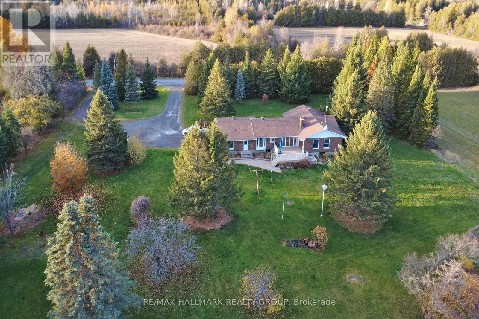 2772 Harbison Road, Ottawa, Ontario  K0A 2Z0 - Photo 44 - X12526966