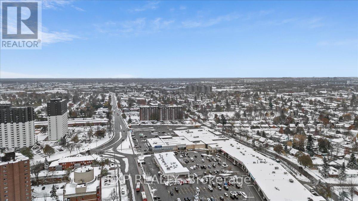 C002 - 1910 St Laurent Boulevard, Ottawa, Ontario  K1G 1A4 - Photo 24 - X12535828