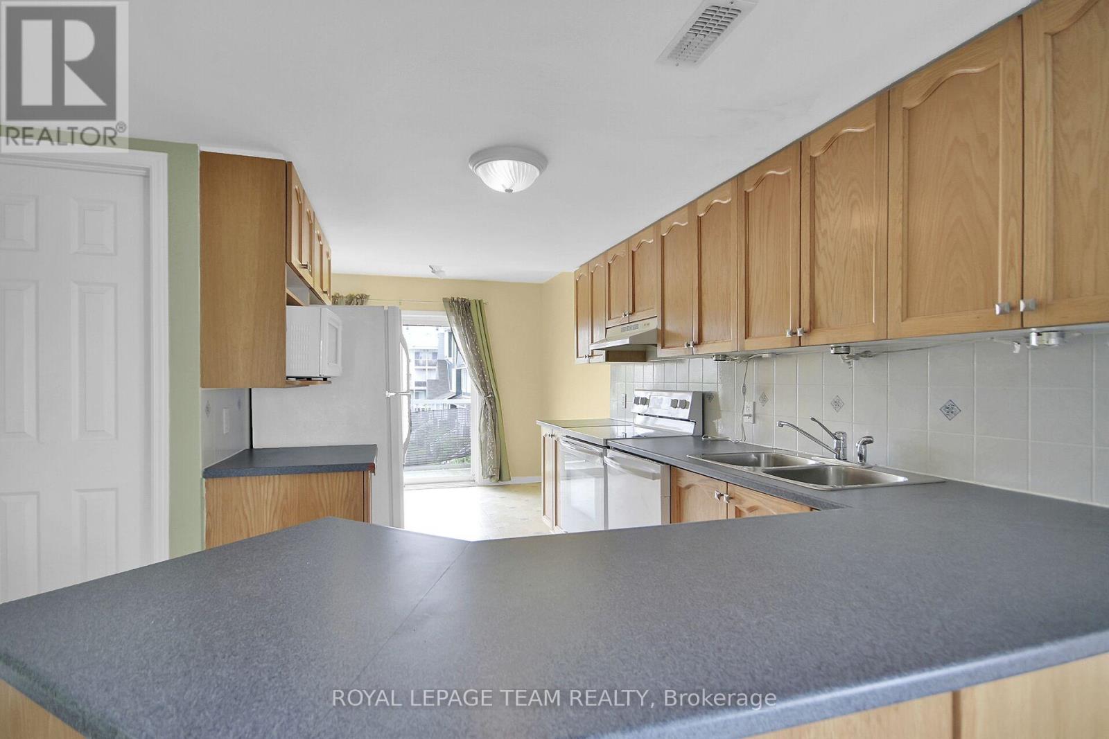 16 - 414 Hillsboro Private, Ottawa, Ontario  K2M 3A8 - Photo 25 - X12536268