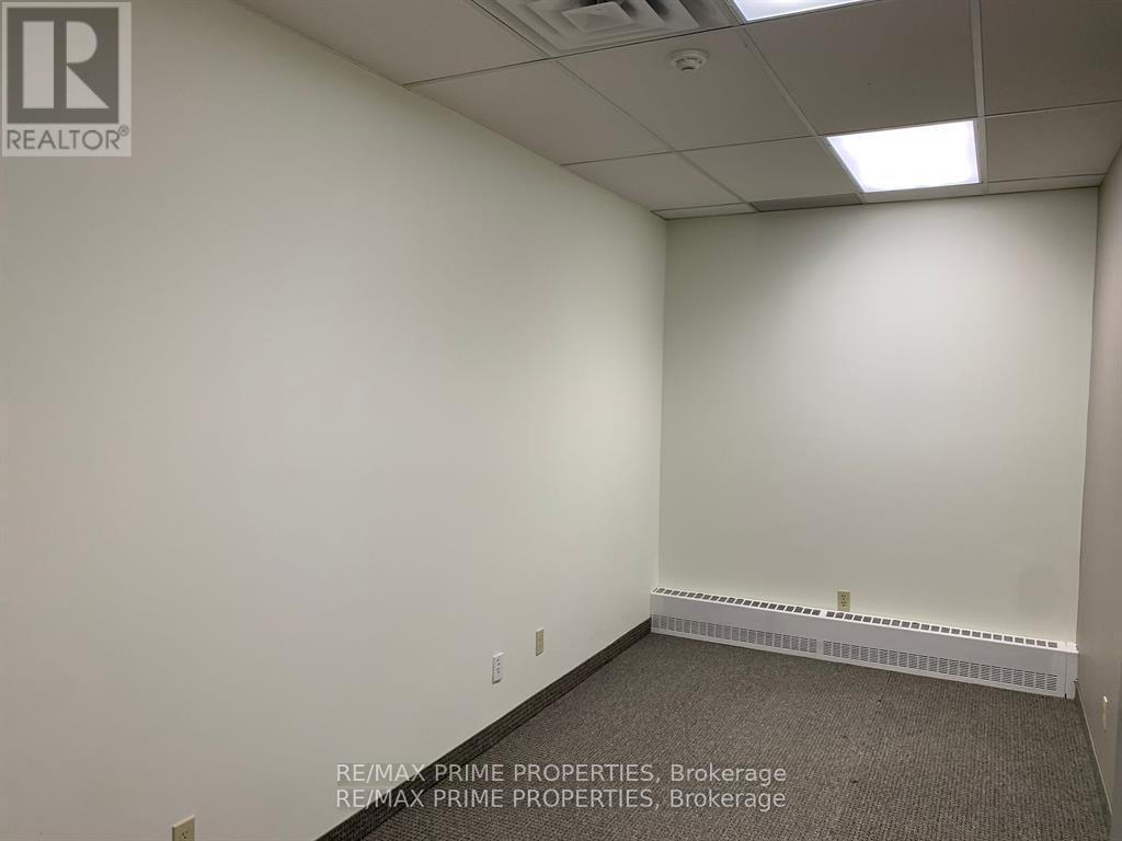 15 - 485 Industrial Avenue, Ottawa, Ontario  K1G 0Z1 - Photo 5 - X12537598
