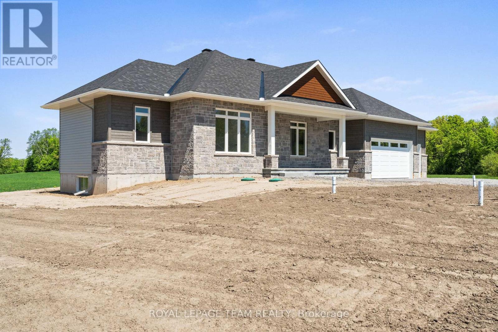 109 Alcock Drive, Beckwith, Ontario  K0A 1B0 - Photo 2 - X12546626