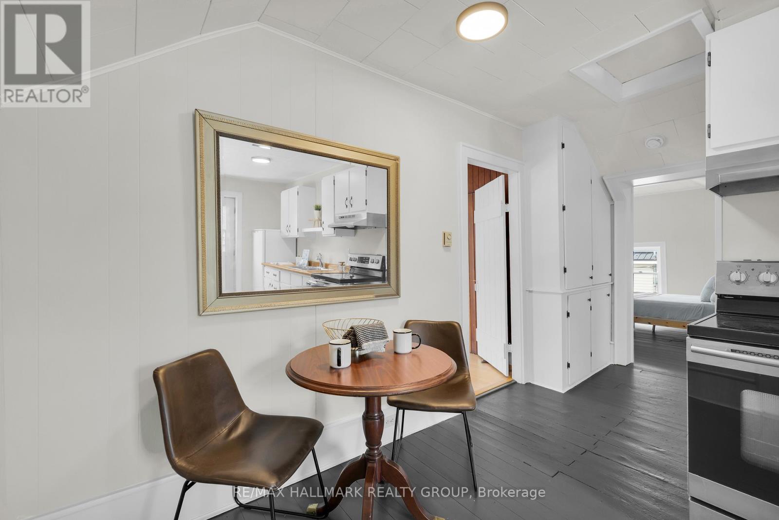 10 Wellington Street E, Athens, Ontario  K0E 1B0 - Photo 18 - X12547888