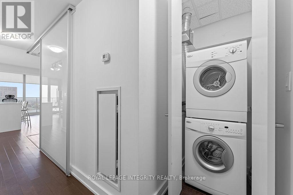 1908 - 111 Champagne Avenue S, Ottawa, Ontario  K1S 5V3 - Photo 10 - X12551864