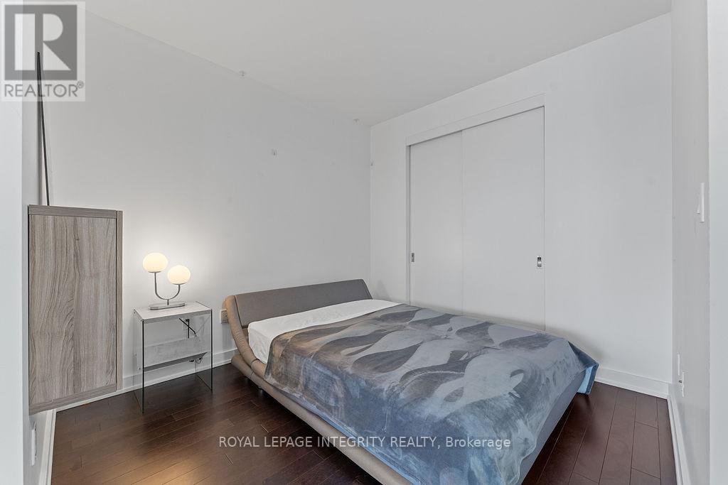 1908 - 111 Champagne Avenue S, Ottawa, Ontario  K1S 5V3 - Photo 11 - X12551864