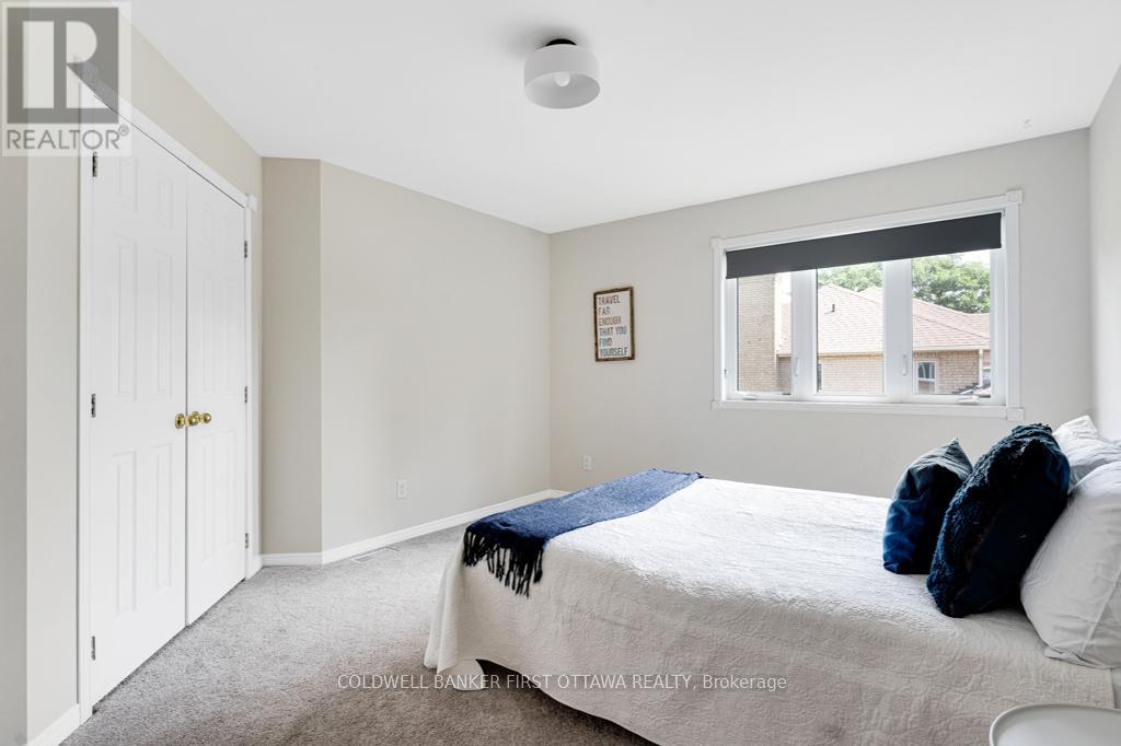 5525 Pettapiece Crescent, Ottawa, Ontario  K4M 1C6 - Photo 34 - X12555168