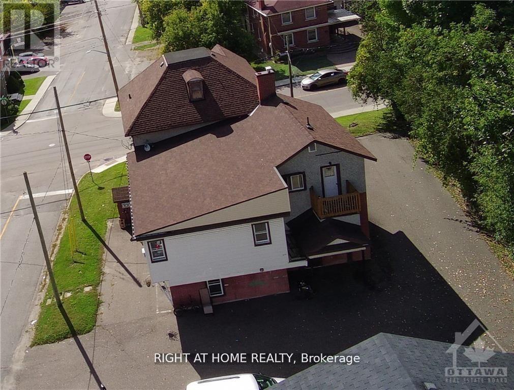 229 Elgin Street W, Arnprior, Ontario  K7S 1P4 - Photo 29 - X12561804