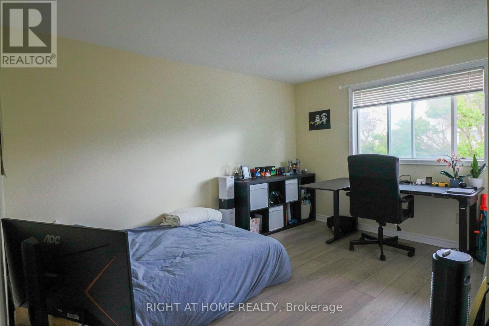 50 Fireside Crescent, Ottawa, Ontario  K1T 1Z4 - Photo 13 - X12581762