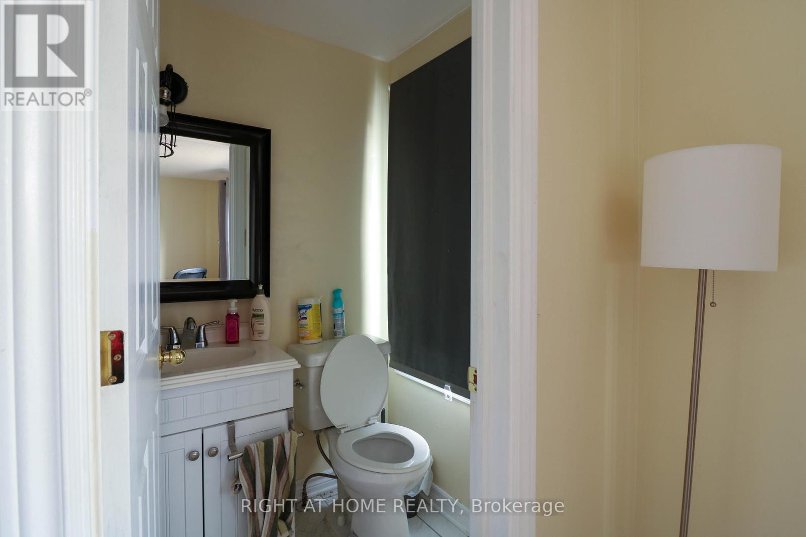 50 Fireside Crescent, Ottawa, Ontario  K1T 1Z4 - Photo 18 - X12581762