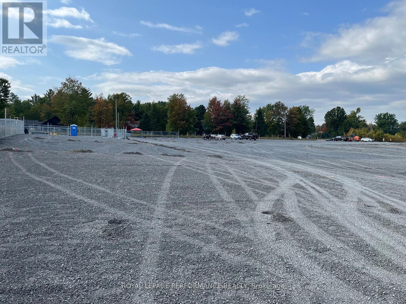 820 Summit Private, Clarence-Rockland, Ontario  K4K 1K7 - Photo 1 - X12589146