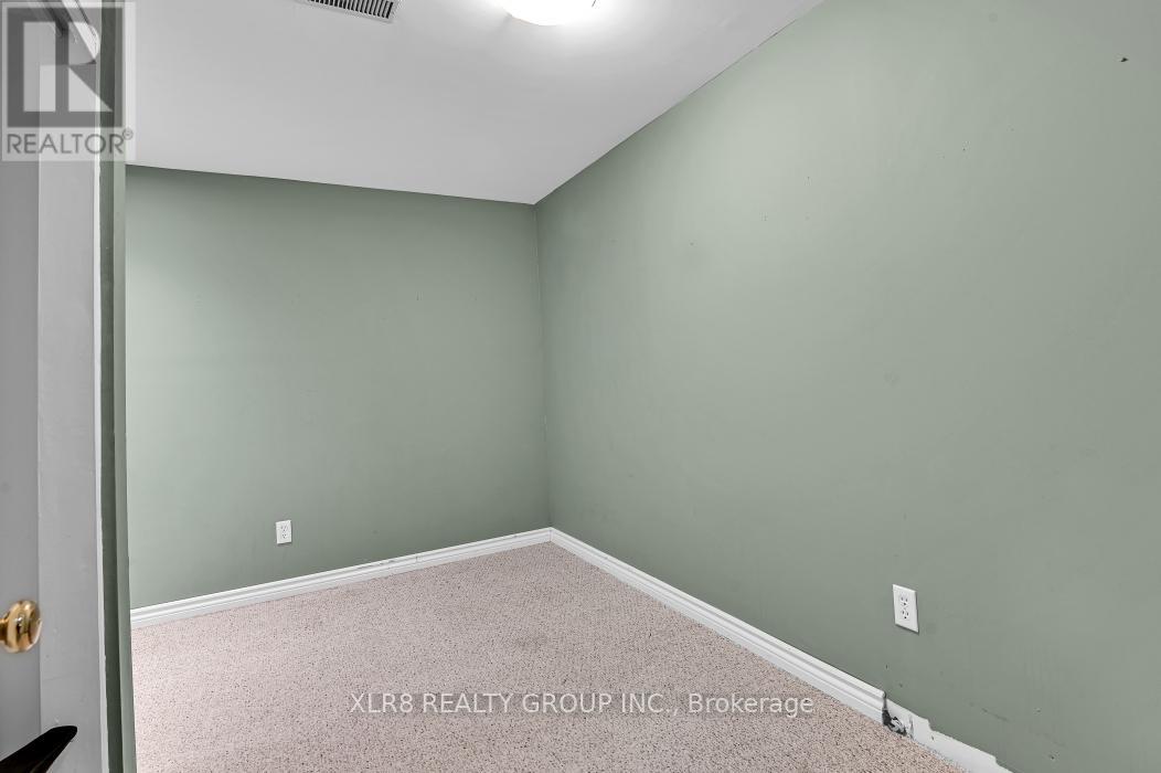 12 John Sidney Crescent, Ottawa, Ontario  K2S 1J7 - Photo 33 - X12607888