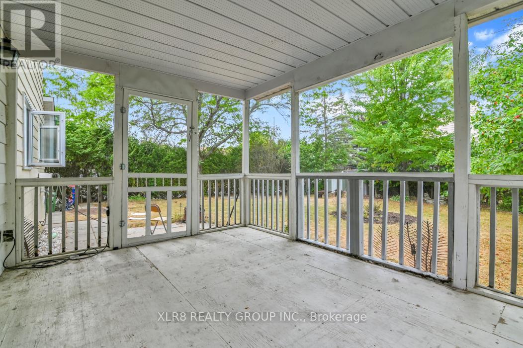 12 John Sidney Crescent, Ottawa, Ontario  K2S 1J7 - Photo 4 - X12607888