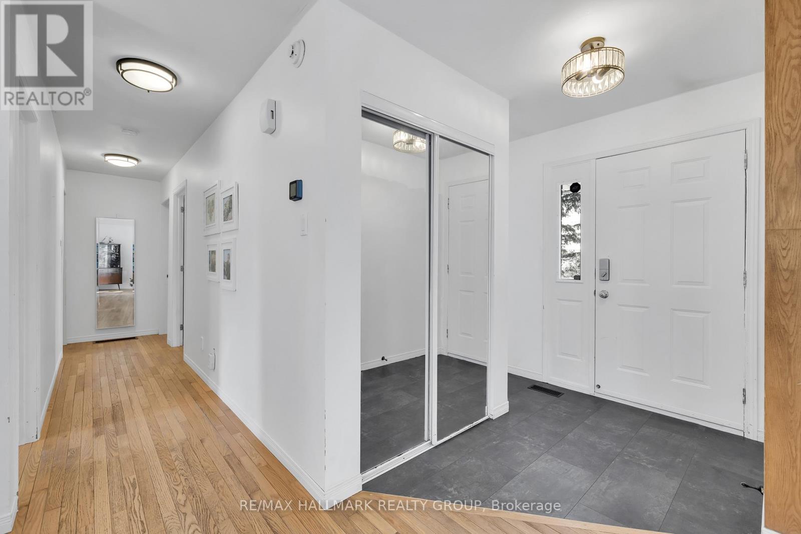 10 Frederick Street, Lansdowne Village, Ontario  K0E 1L0 - Photo 3 - X12610658