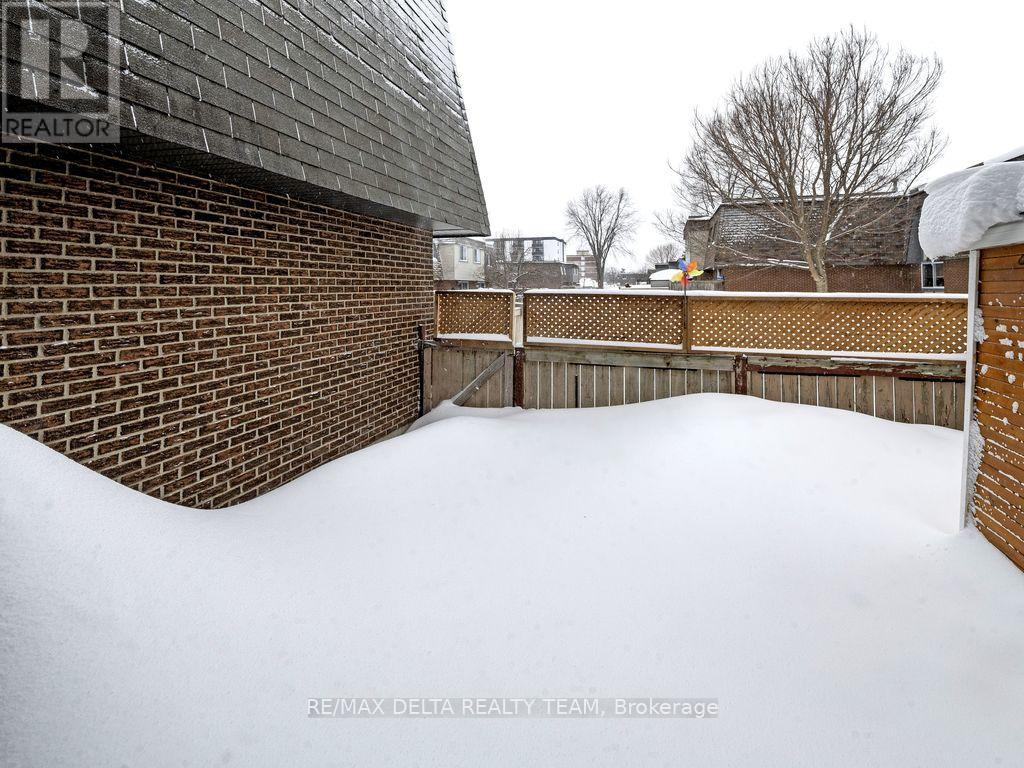 - - 3024 Fairlea Crescent, Ottawa, Ontario  K1V 8T7 - Photo 25 - X12626834