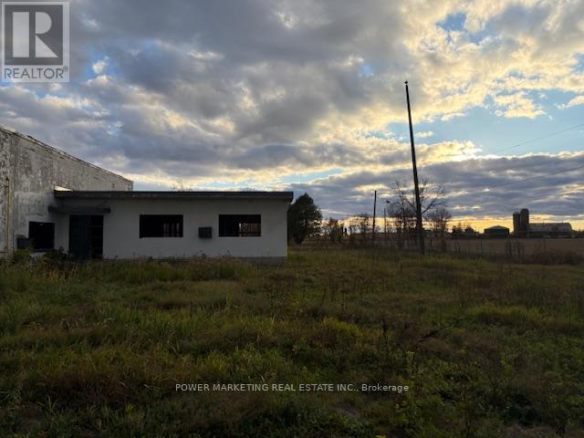 13210 River Road, North Dundas, Ontario  K7R 3K8 - Photo 7 - X12641904