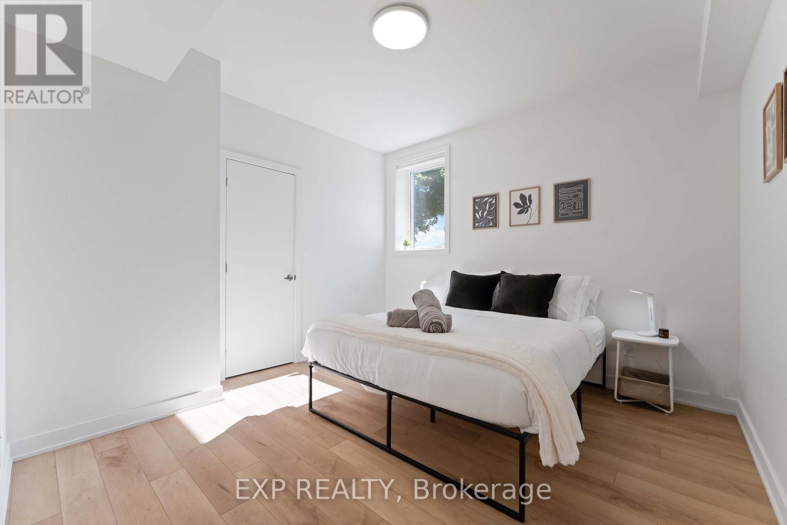 844 Connaught Avenue, Ottawa, Ontario  K2B 5M4 - Photo 11 - X12642220